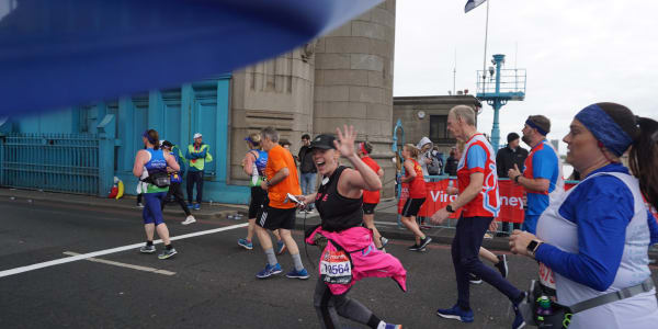 “Stopping was never an option” - ‘Sober Sophie’ runs London Marathon and smashes her second fundraising target